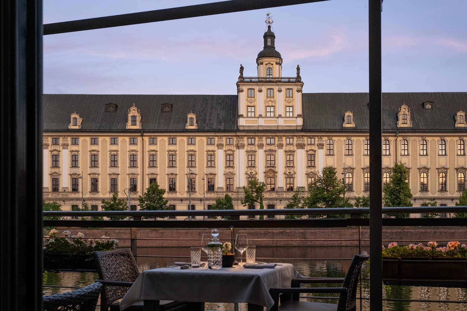 Restauracja Przystań i Marina nad Odrą we Wrocławiu — przewodnik ŁapWyjazd.pl
